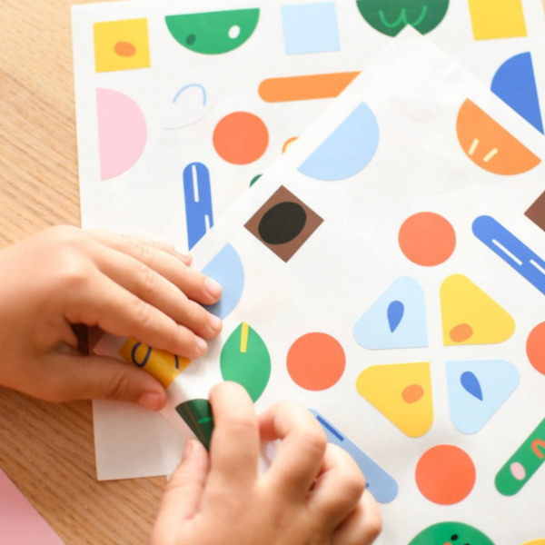 Animals - Play With Stickers