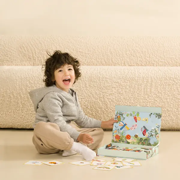 Mıknatıslı Oyun Seti - Insects World