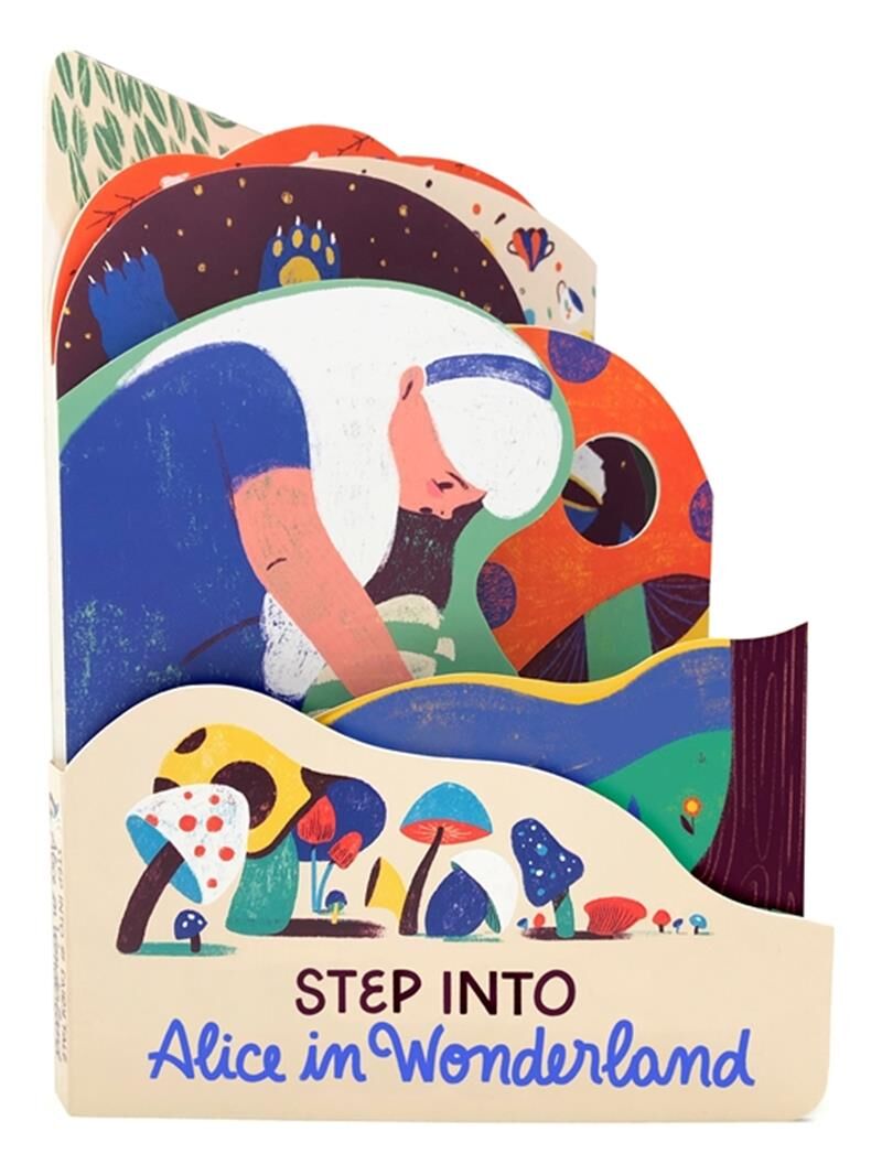 Step Into Alice In Wonderland (Board  Book)